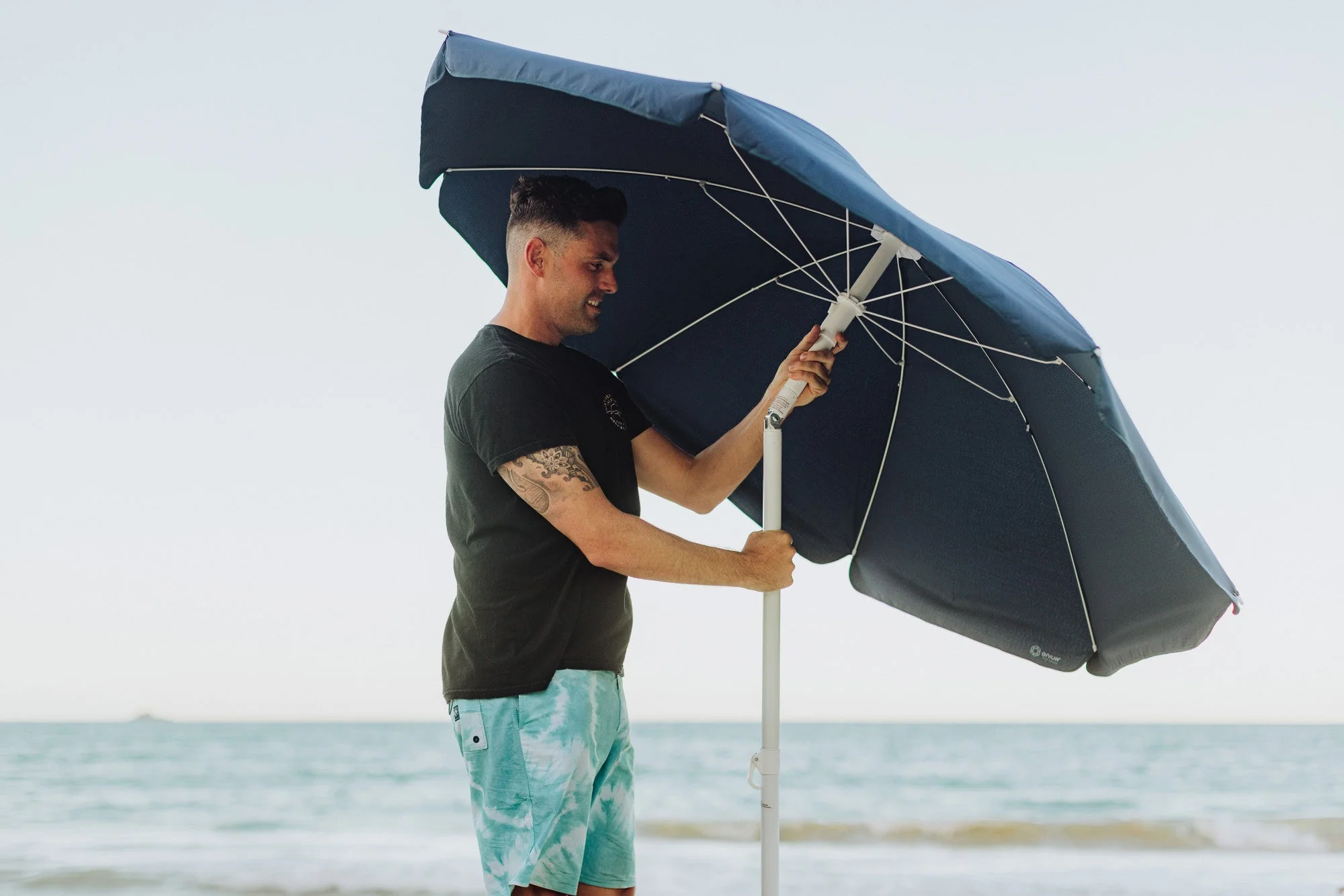 Picnic Time 5.5 Ft. Portable Beach Umbrella - Image 208