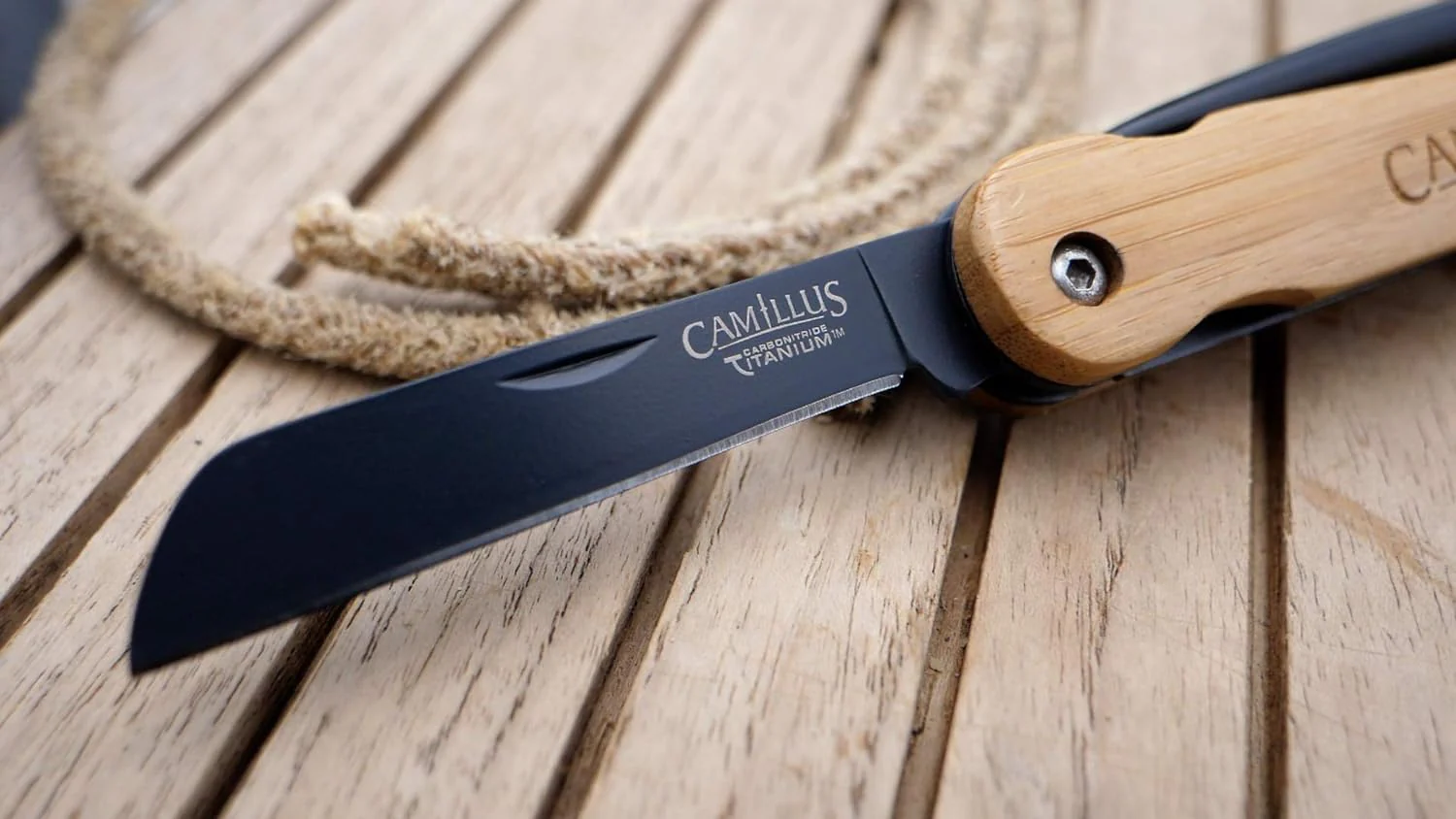 Camillus 7.5" Marlin Spike Folding Pocket Knife - Image 3