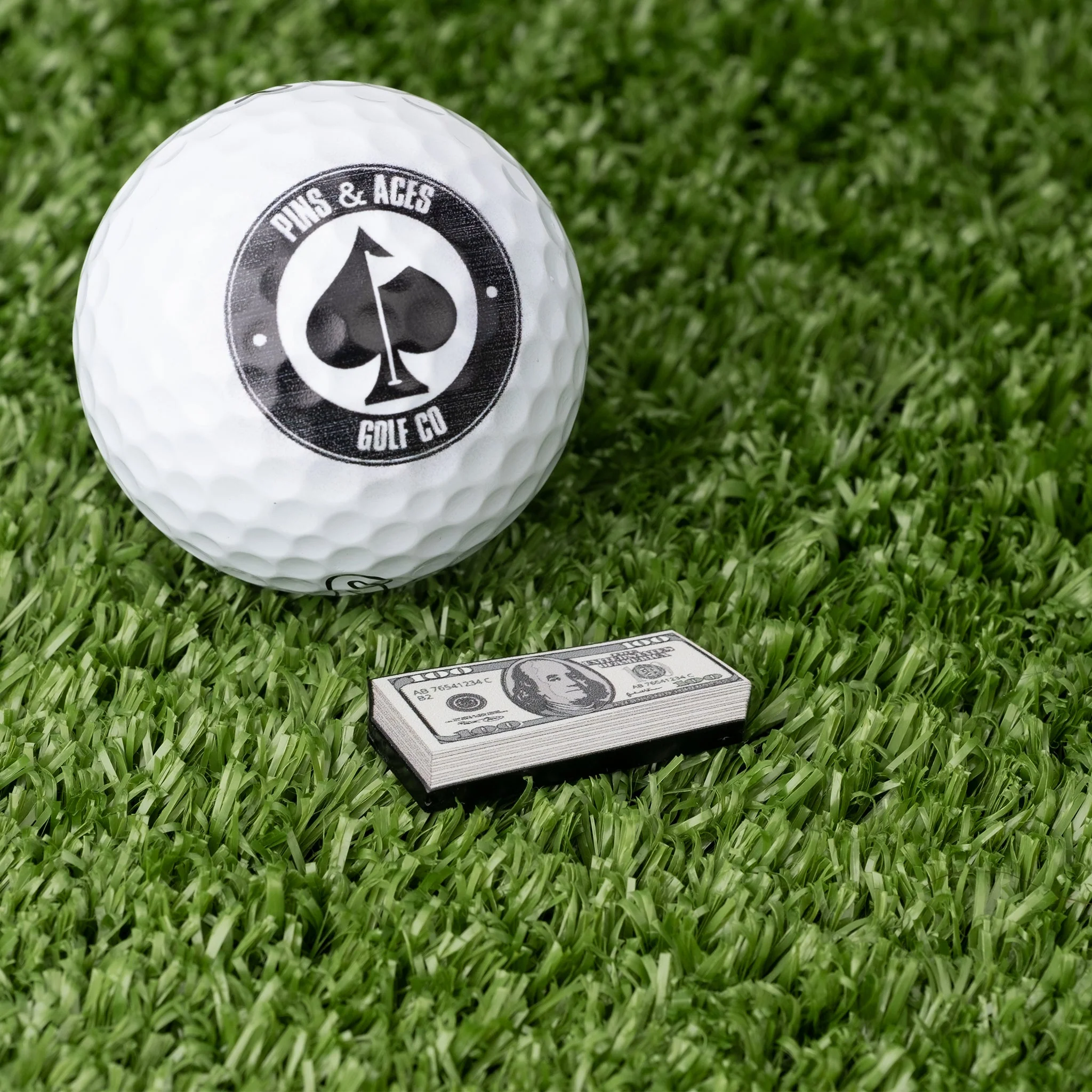 Pins and Aces Cash Stack Ball Marker - Image 3
