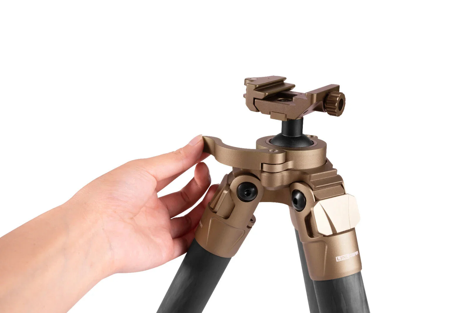 Linkogear Carbon Fiber Tripod – Picatinny/Arca, 64" Max, 66lb Capacity - Brown - Image 5