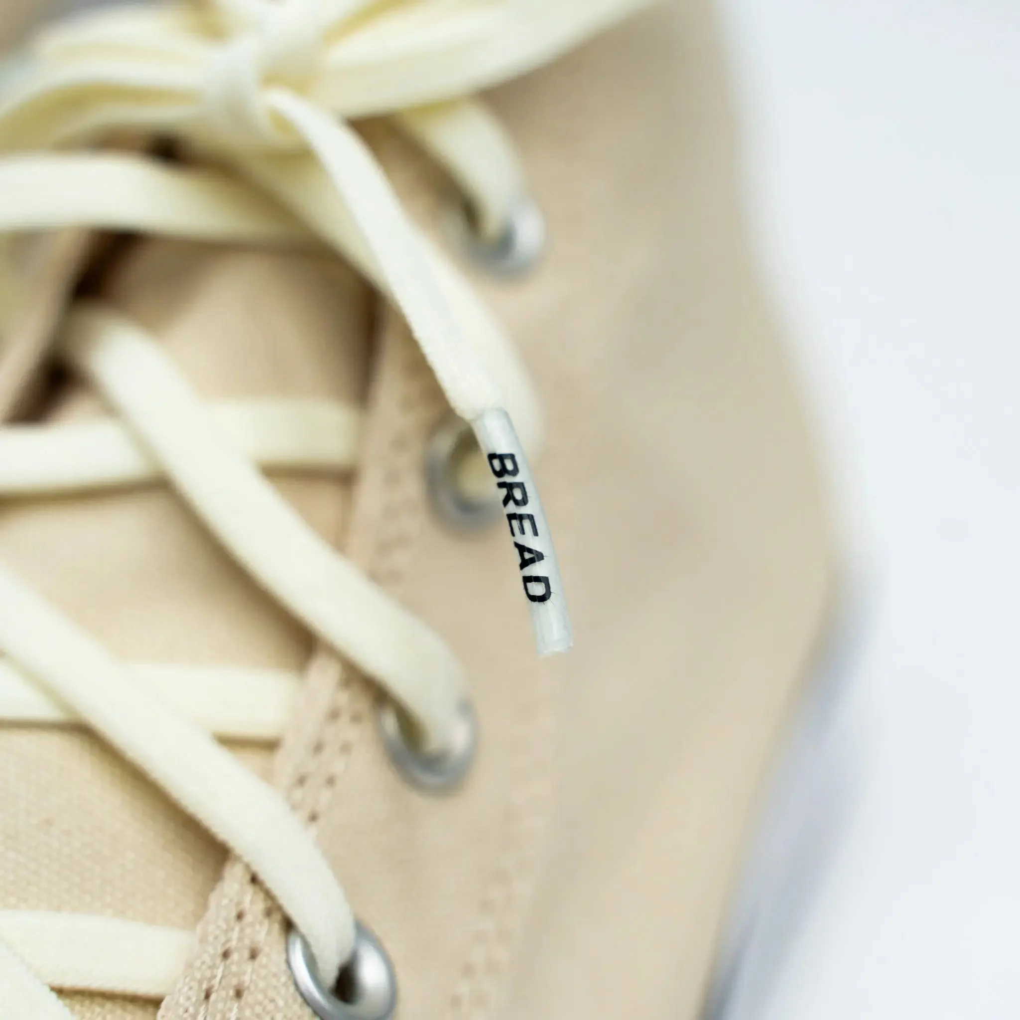 Lace Bread Luxe Creme - Image 7