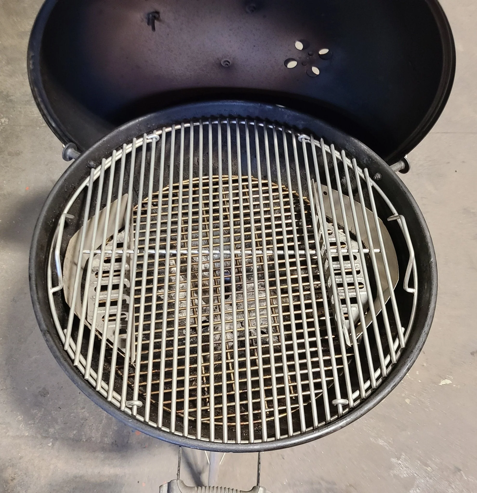 Hunsaker SUPER HEAVY DUTY FOOD GRATE FOR 26" KETTLE (0.275" STAINLESS STEEL, HEAVIER THAN 1/4") - Image 7