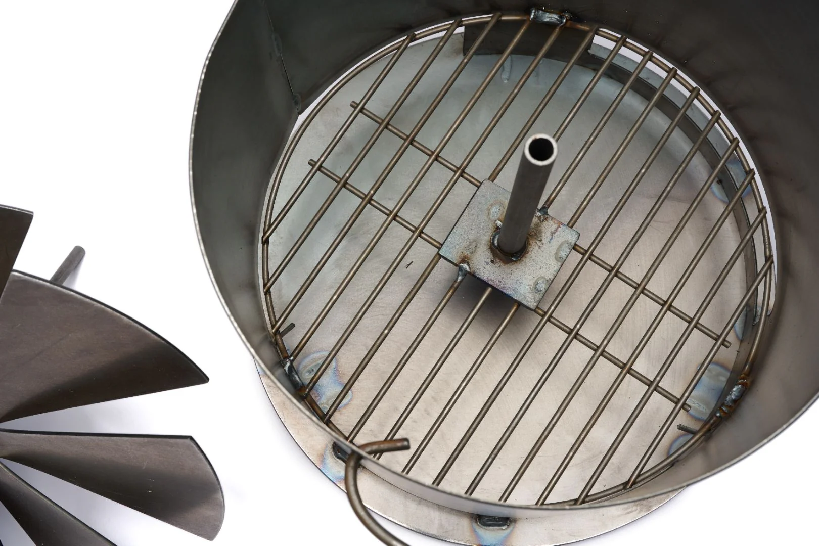 Hunsaker Vortex Charcoal Basket - Image 3